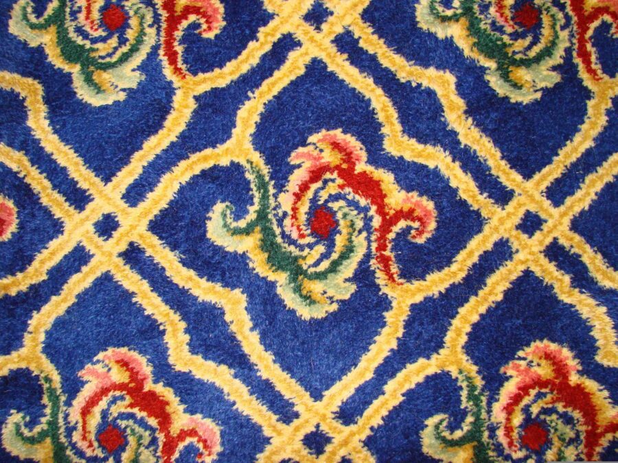 Patterned commercial carpet